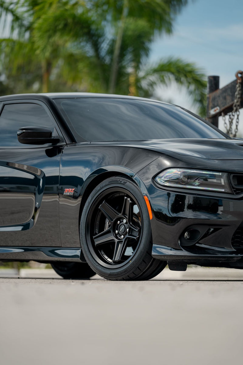 <h3>Dodge Charger</h3>